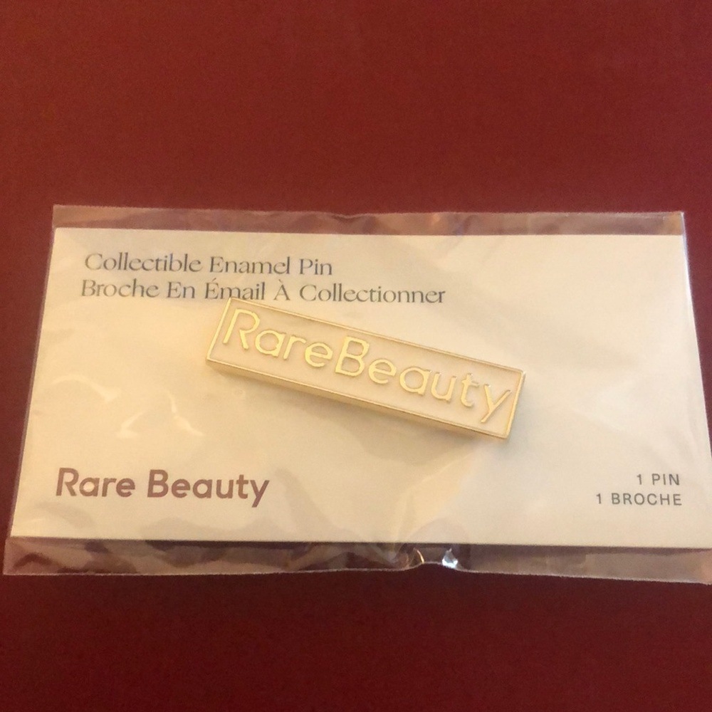 Collectible pin